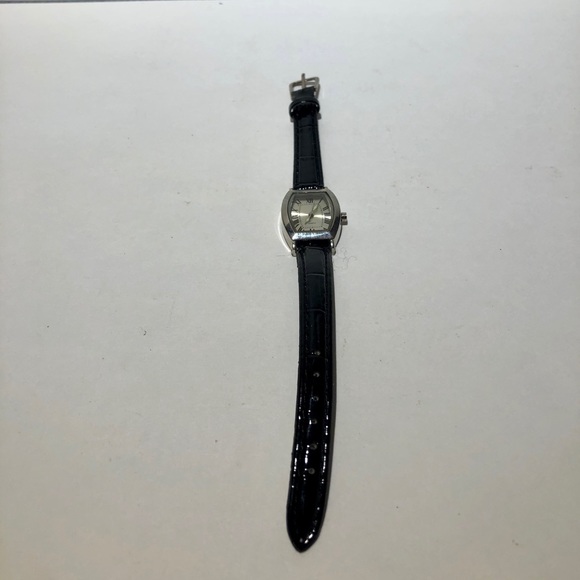 Quartz Watch - Picture 3 of 4